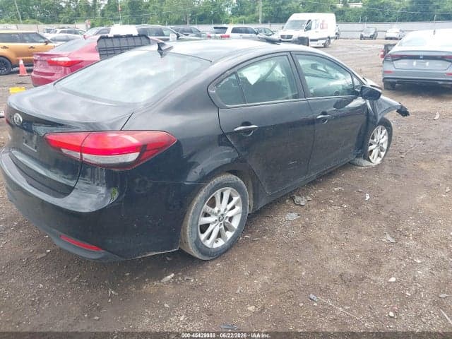 2017 KIA FORTE LX 4