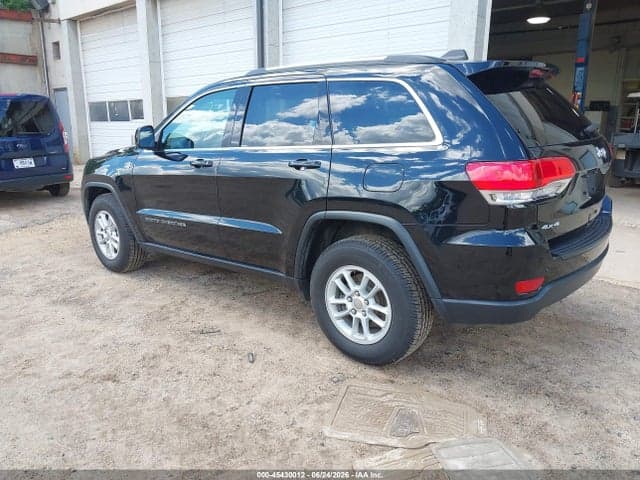 2019 JEEP GRAND CHEROKEE LAREDO E 4X4 3