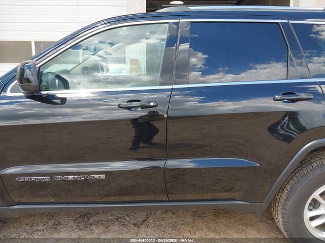 2019 JEEP GRAND CHEROKEE LAREDO E 4X4 6