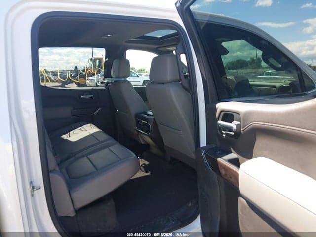 2019 GMC SIERRA 1500 SLT 8