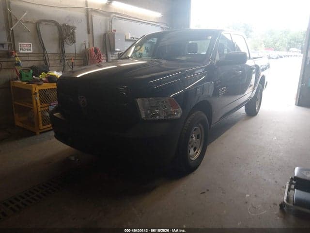 2019 RAM 1500 CLASSIC TRADESMAN 4X4 5'7 BOX 2