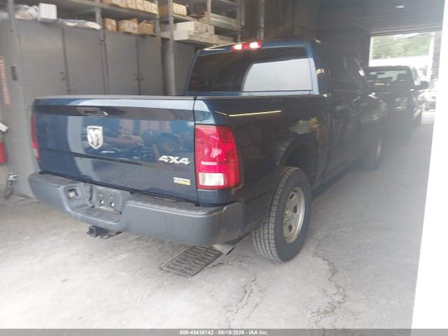 2019 RAM 1500 CLASSIC TRADESMAN 4X4 5'7 BOX 4