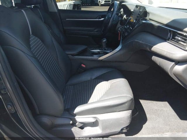 2021 TOYOTA CAMRY SE AWD 5