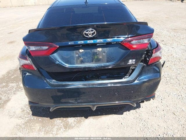 2021 TOYOTA CAMRY SE AWD 6