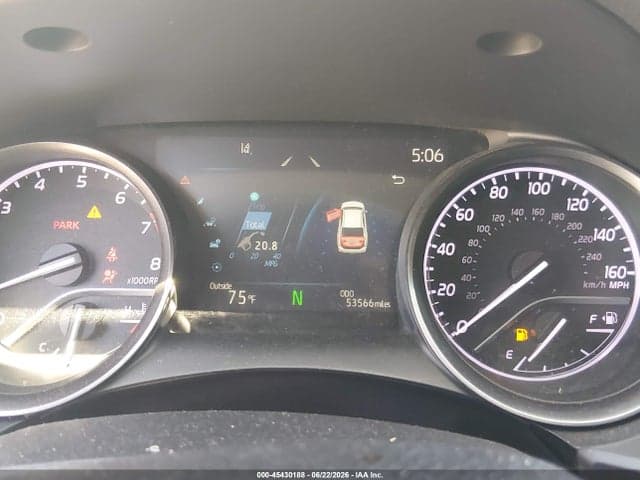 2021 TOYOTA CAMRY SE AWD 7