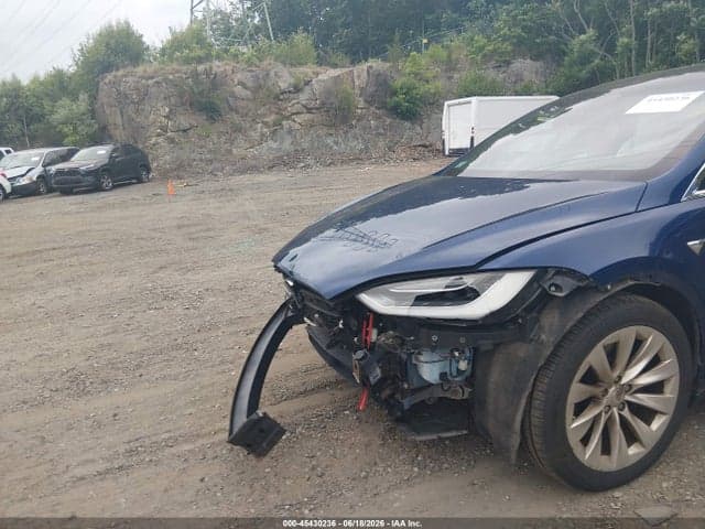 2017 TESLA MODEL X 7