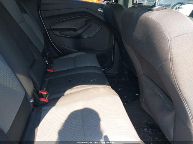 2017 FORD ESCAPE SE 8