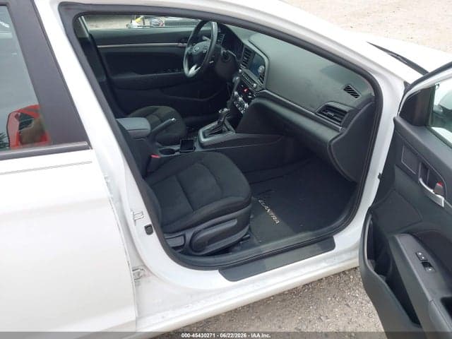 2020 HYUNDAI ELANTRA VALUE EDITION 5