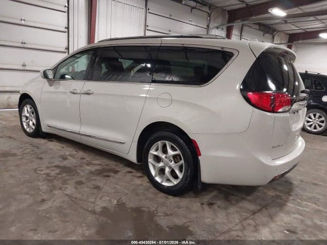 2017 CHRYSLER PACIFICA TOURING-L PLUS 3