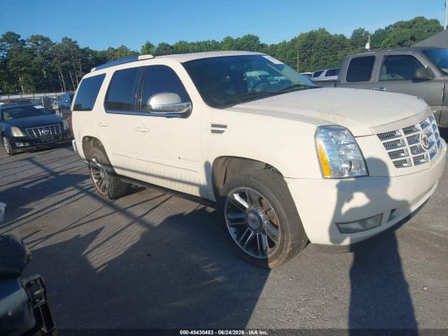 2013 CADILLAC ESCALADE PREMIUM 1