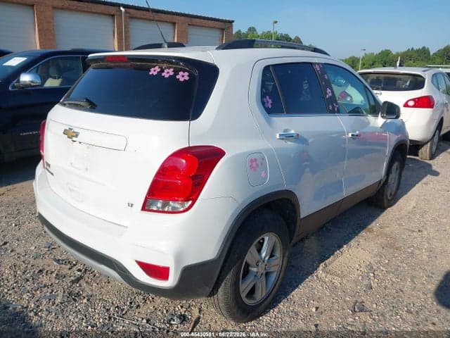 2020 CHEVROLET TRAX AWD LT 4