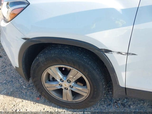 2020 CHEVROLET TRAX AWD LT 6