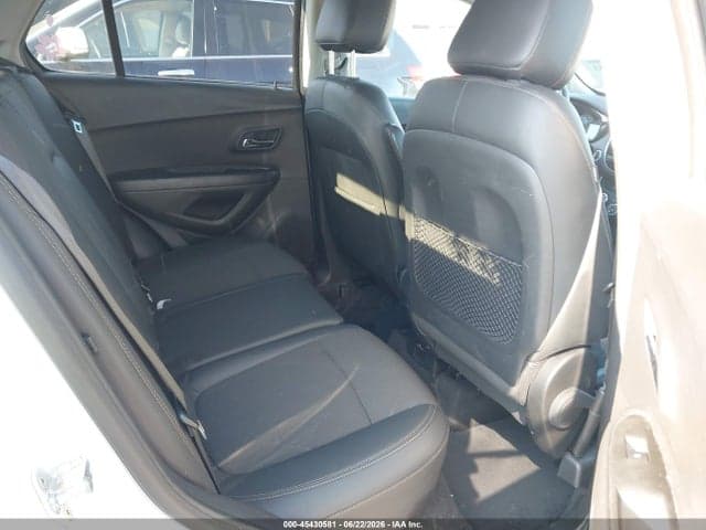2020 CHEVROLET TRAX AWD LT 8