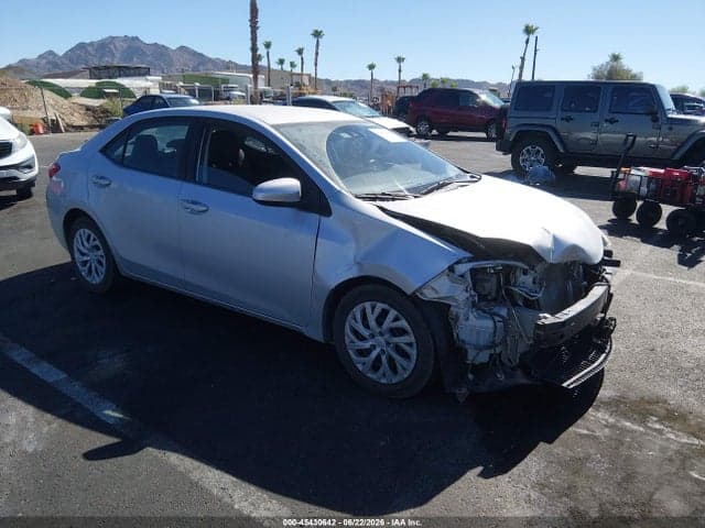 2018 TOYOTA COROLLA LE - 1