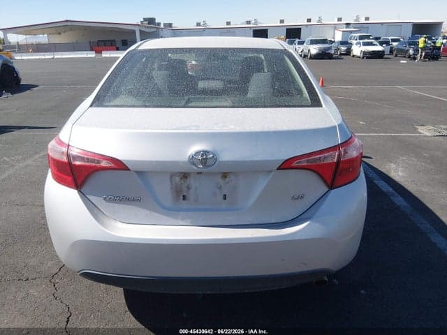2018 TOYOTA COROLLA LE 17