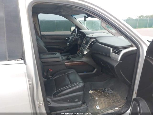 2017 GMC YUKON XL SLT 5