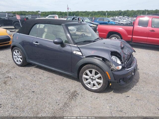 2013 MINI CONVERTIBLE COOPER
