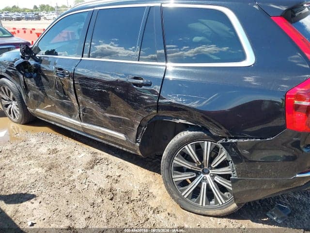 2024 VOLVO XC90 B5 6