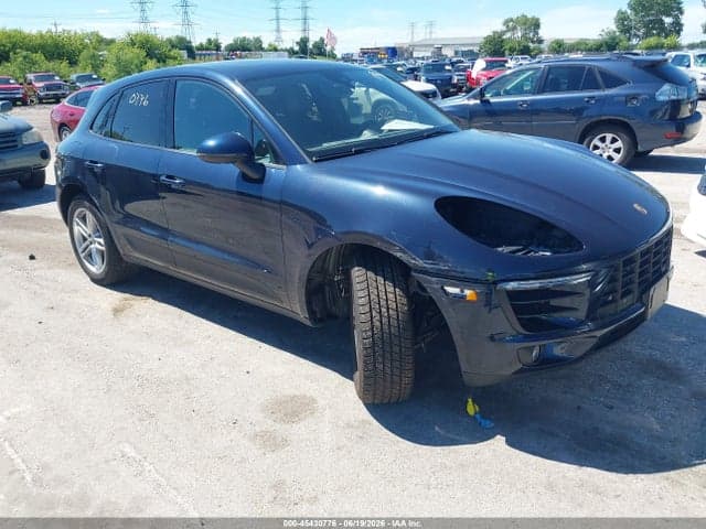 2017 PORSCHE MACAN 1