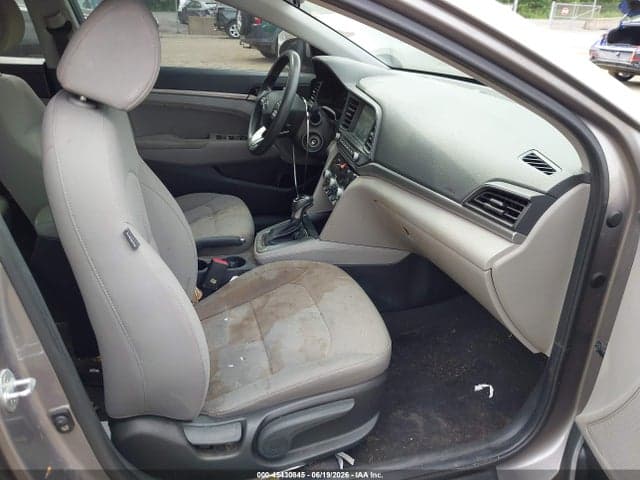 2020 HYUNDAI ELANTRA SEL 5