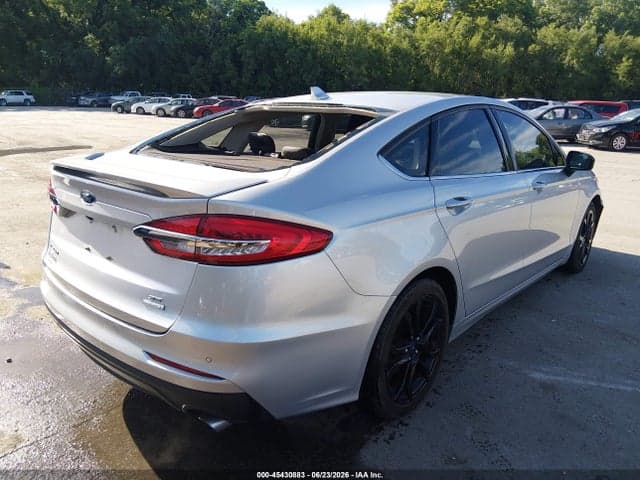 2019 FORD FUSION SE 4