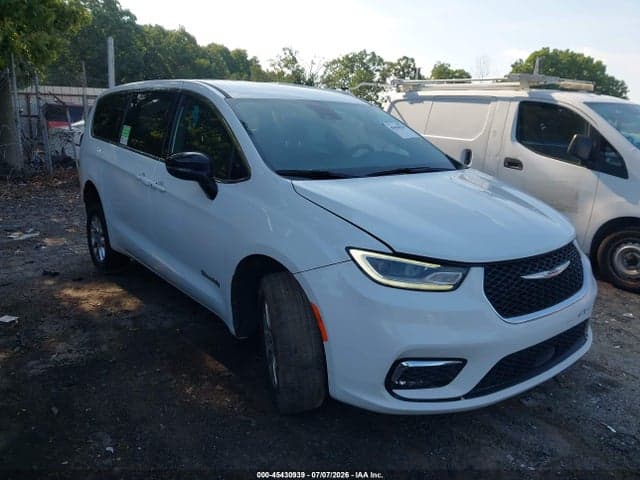 2024 CHRYSLER PACIFICA TOURING - 1