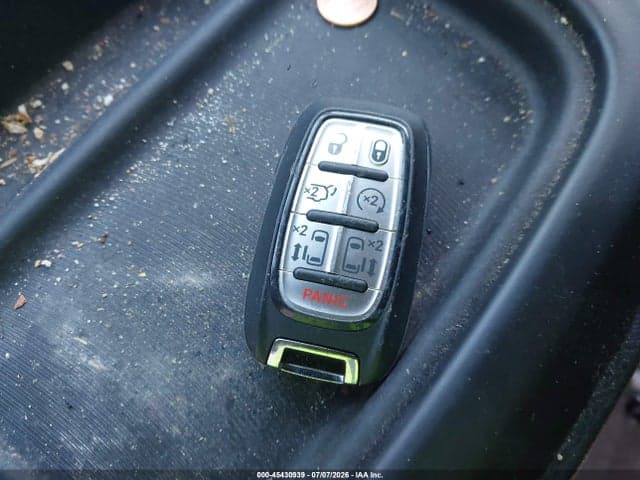 2024 CHRYSLER PACIFICA TOURING 11