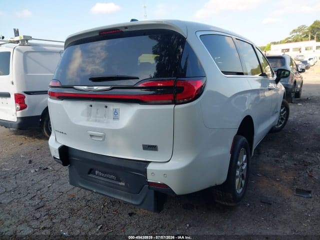 2024 CHRYSLER PACIFICA TOURING 4
