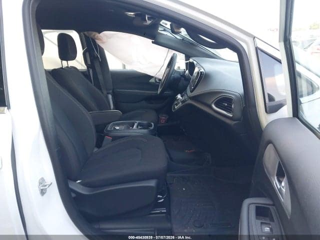 2024 CHRYSLER PACIFICA TOURING 5