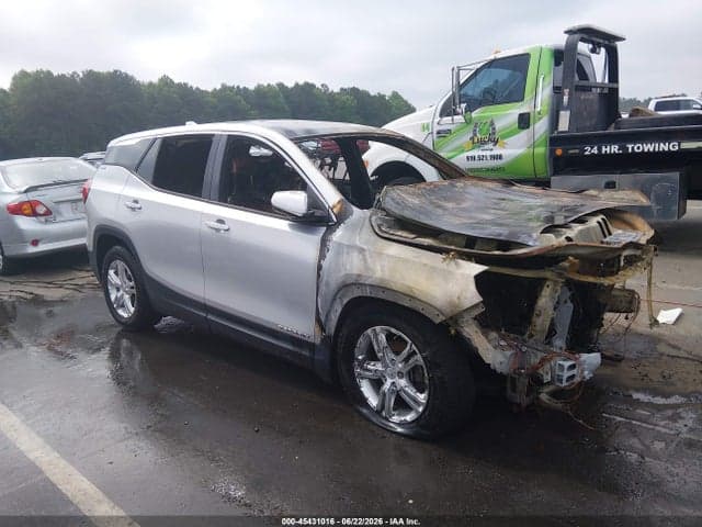 2018 GMC TERRAIN SLE 1