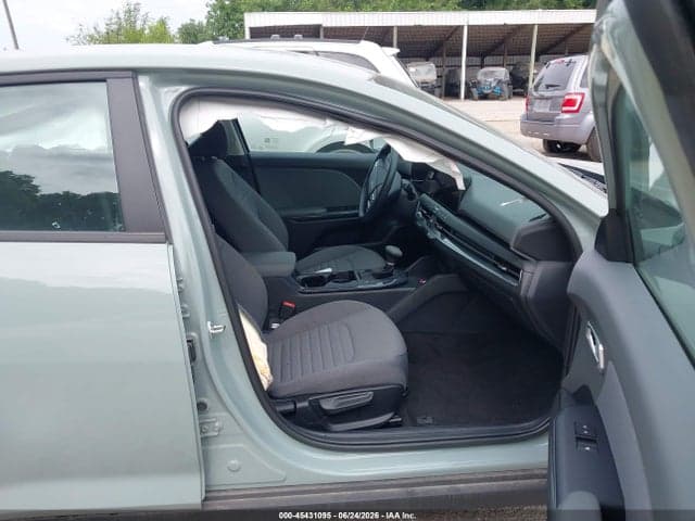 2025 KIA K4 EX 5