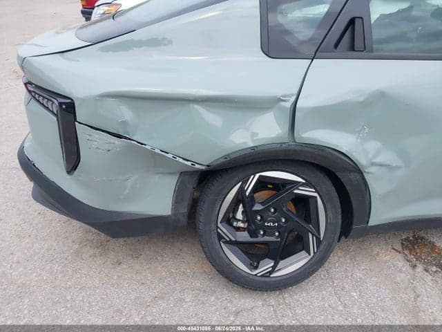 2025 KIA K4 EX 6