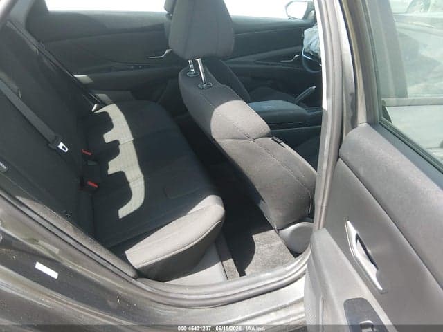 2026 HYUNDAI ELANTRA SE 8