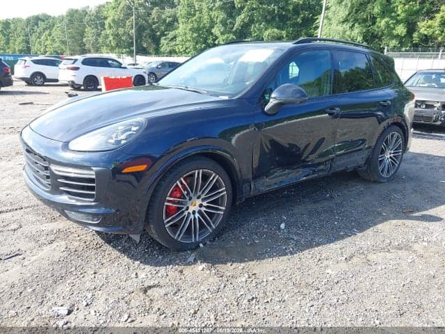 2017 PORSCHE CAYENNE GTS 2