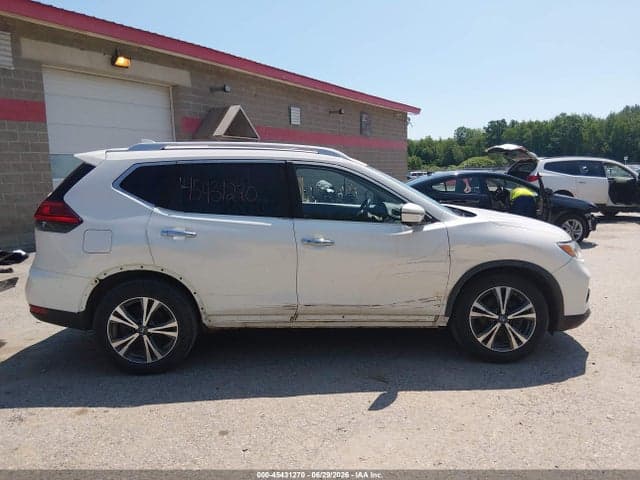 2017 NISSAN ROGUE SL 14
