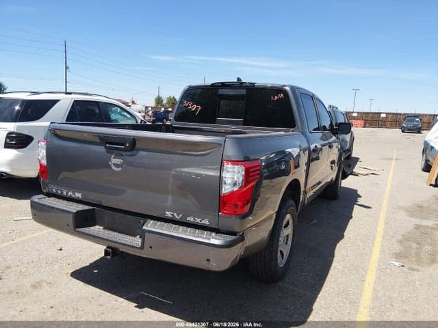 2024 NISSAN TITAN 4