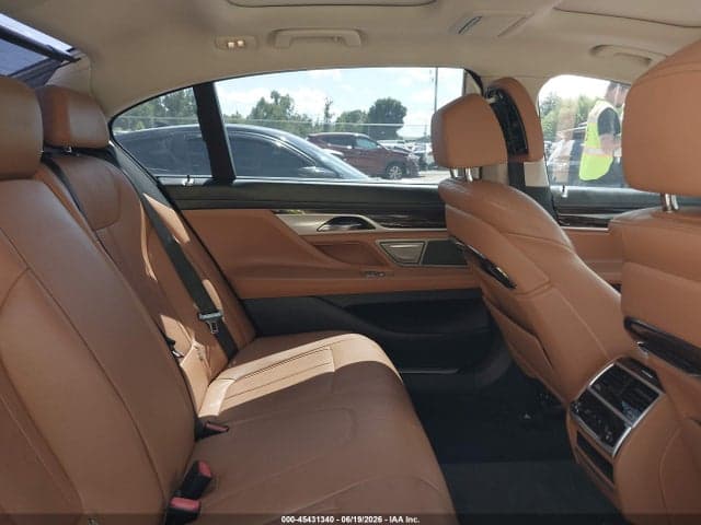 2017 BMW 740I 8
