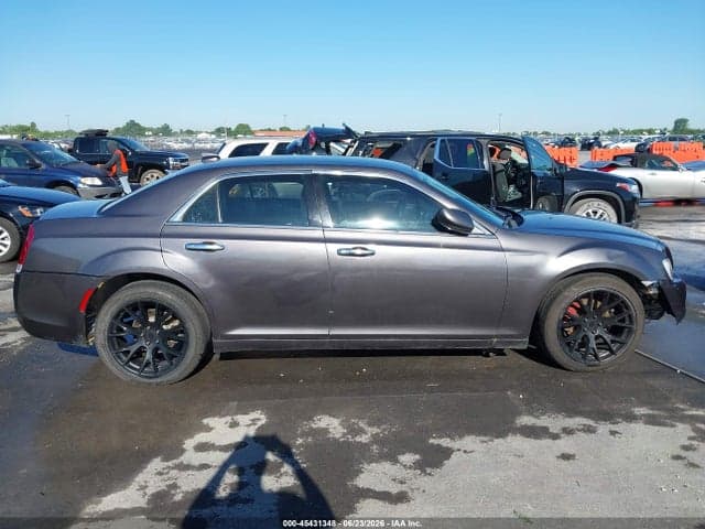 2020 CHRYSLER 300 TOURING 13