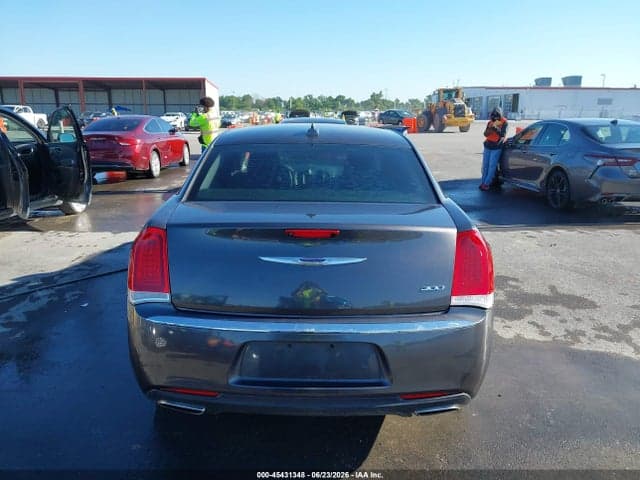 2020 CHRYSLER 300 TOURING 16