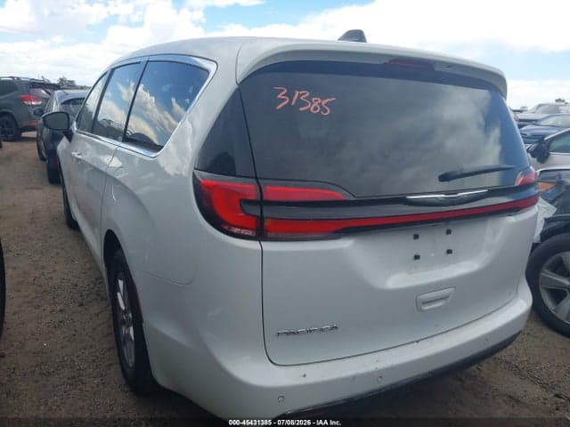 2024 CHRYSLER PACIFICA TOURING 3