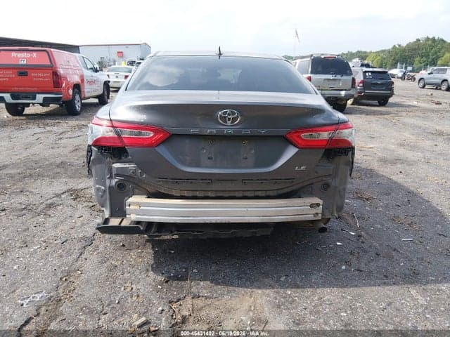 2019 TOYOTA CAMRY LE 21