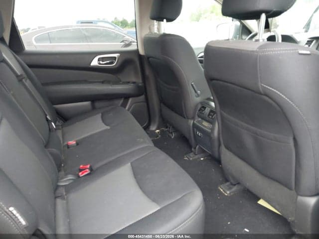 2020 NISSAN PATHFINDER S 4WD 8