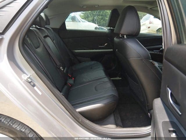 2022 HYUNDAI ELANTRA LIMITED 8