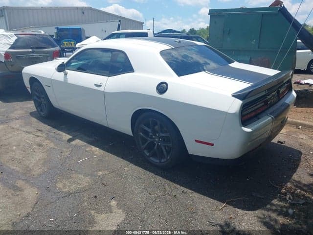 2022 DODGE CHALLENGER R/T 3