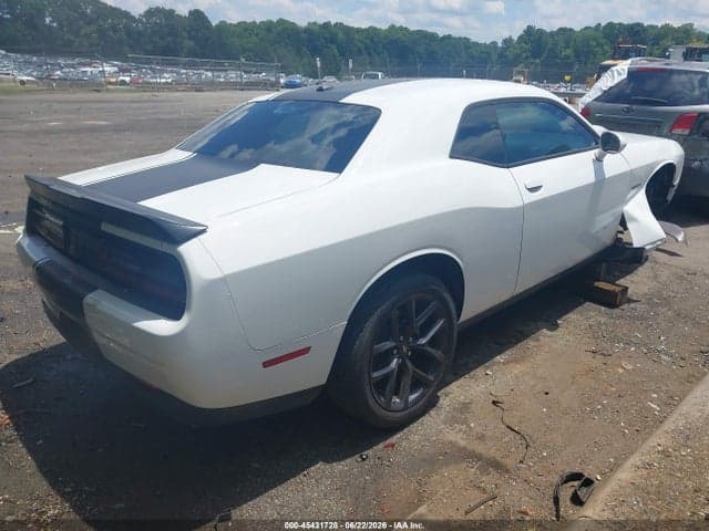 2022 DODGE CHALLENGER R/T 4