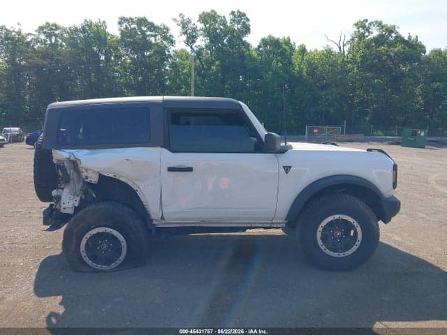 2022 FORD BRONCO 13