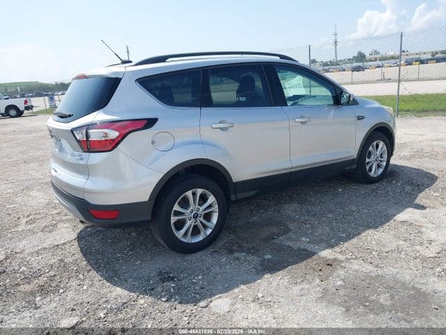 2018 FORD ESCAPE SE 4
