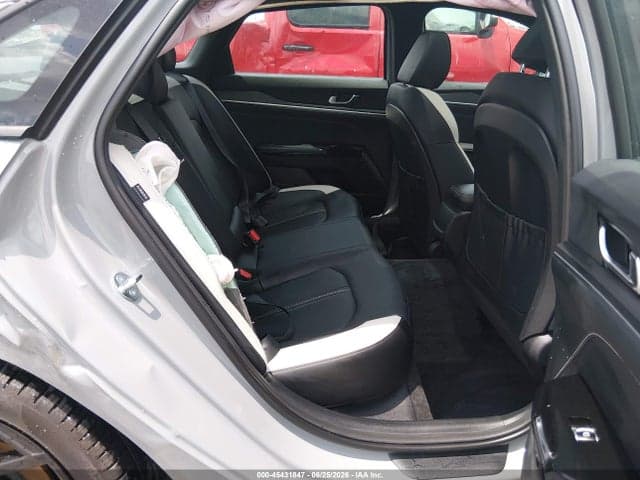 2026 KIA K5 GT-LINE AWD 8