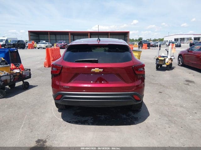 2024 CHEVROLET TRAX FWD SP 16