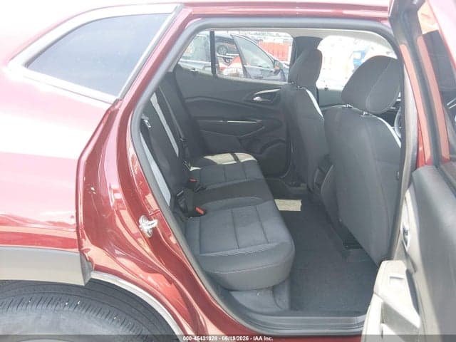 2024 CHEVROLET TRAX FWD SP 8